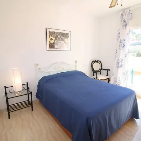 Lila Rosa Costa Calp